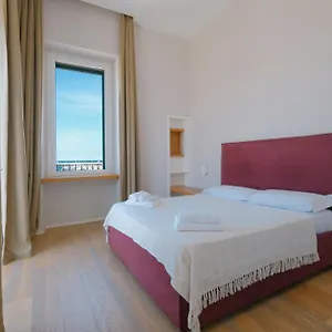  Affittacamere La Finestrella